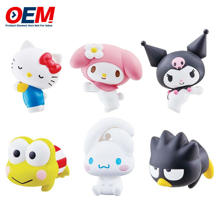 オーダーメイドPVC かわいいミニフィギュアOEM プラスチック 漫画玩具 5cmの高さ プラスチック玩具を作る