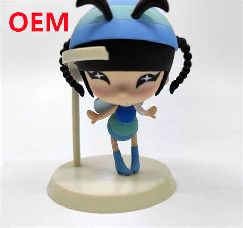 パーソナライズされた白色インジェクション プラスチック部品OEM ABS素材 アクセサリー 高さ5cmのフィギュアおもちゃ