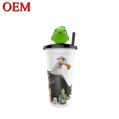 オーダーメイド プラスチック フィギュア OEM カップ トッパー フィギュア 誕生日のフィギュア カップ 飾り付け